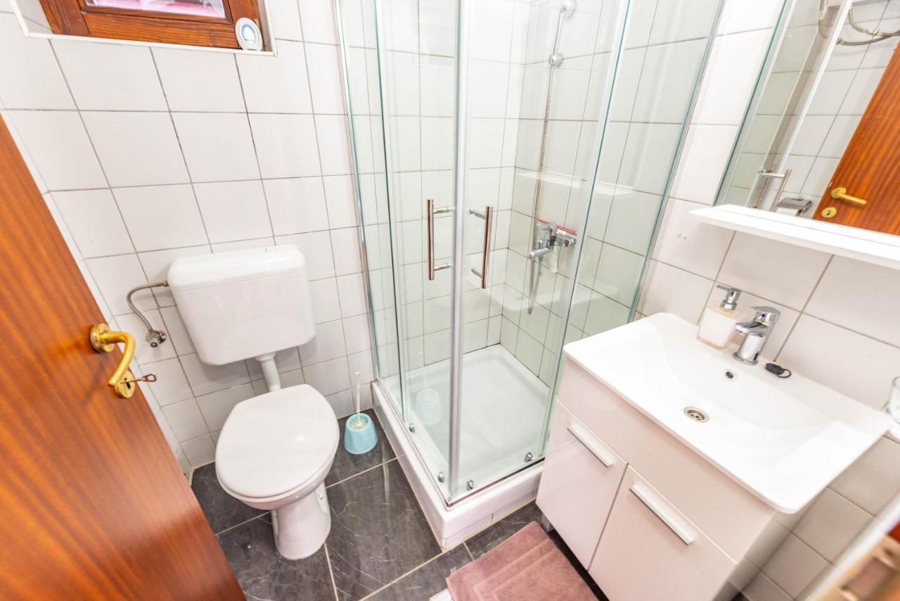 Apartmani Tatjana Новалья Экстерьер фото