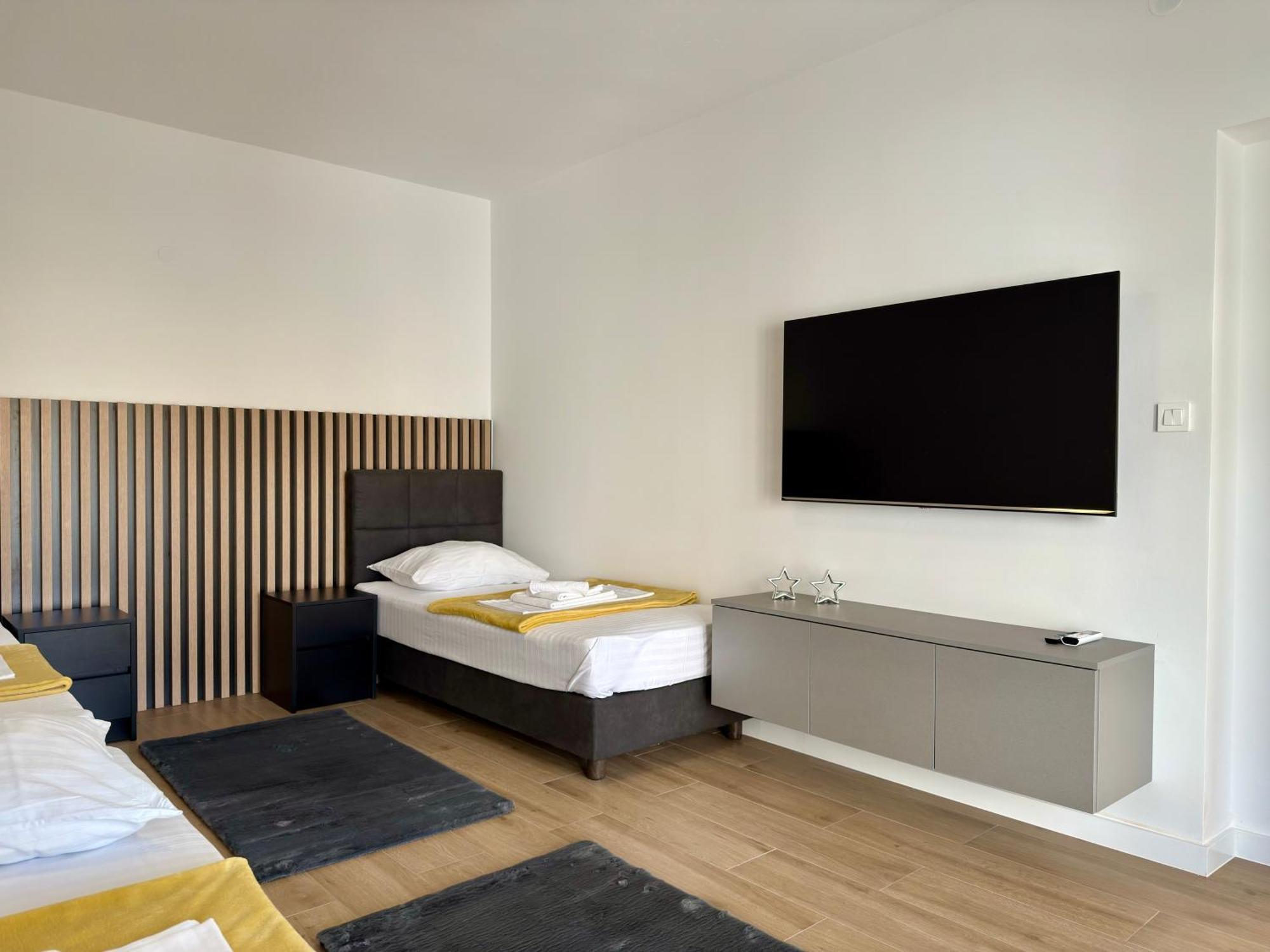 Apartmani Tatjana Новалья Экстерьер фото