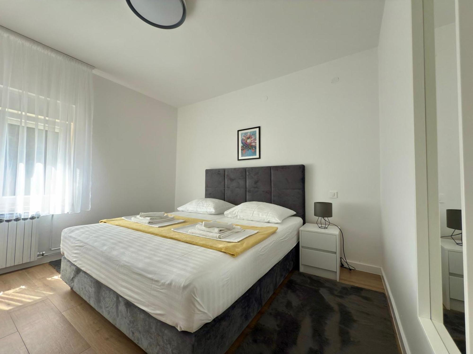 Apartmani Tatjana Новалья Экстерьер фото
